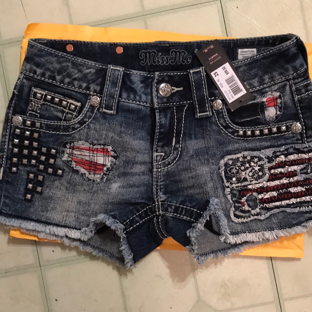 Miss me shorts NWT